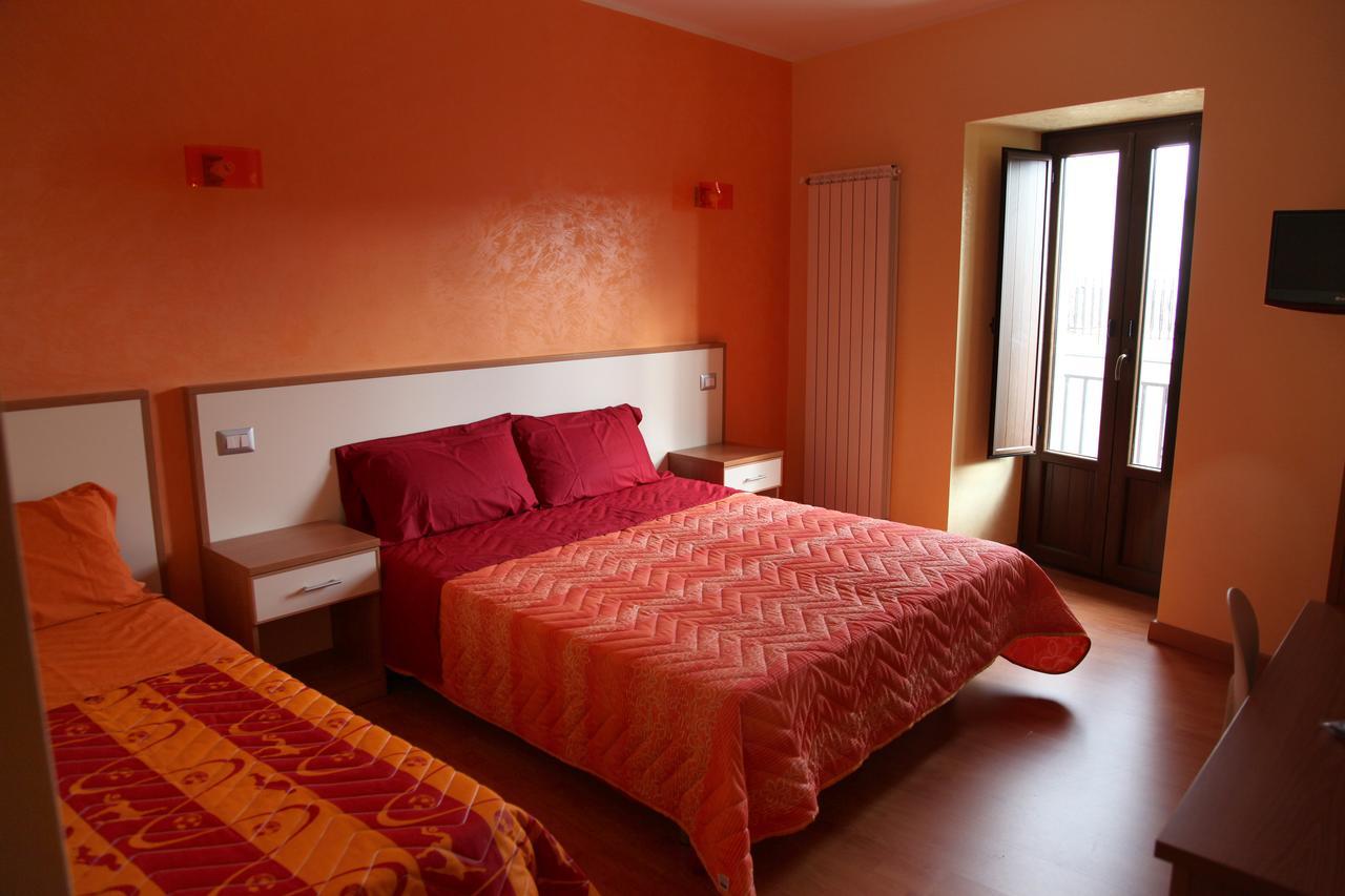 B&B Del Corso Gangi Luaran gambar