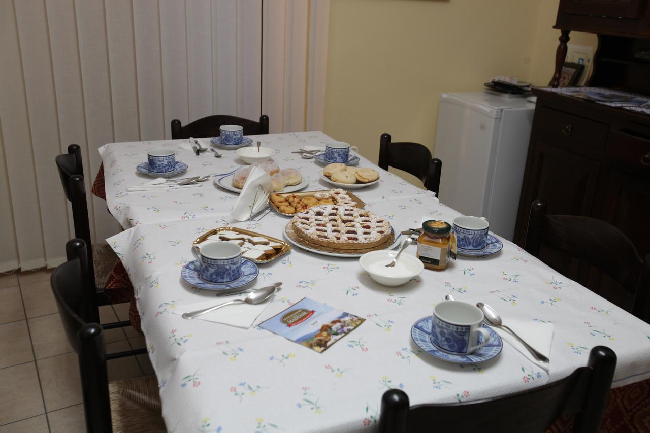 B&B Del Corso Gangi Luaran gambar